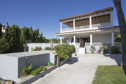 Finca Can Mosilla, Haus, überdachte Terrasse