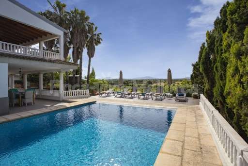 Finca Can Mosilla, Pool, Haus, Terrasse, Ausblick, Weitsicht
