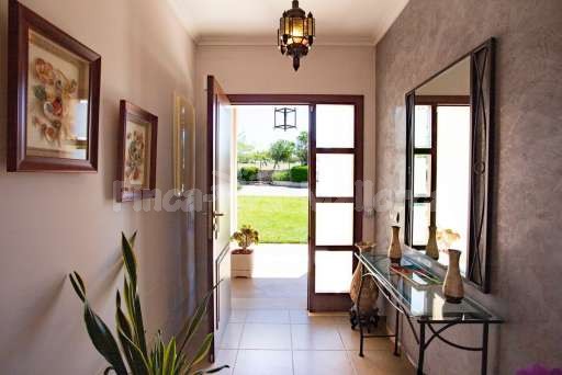 Finca Olivo Muro, Glur, Spiegel, Eingang