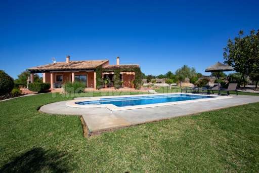 Finca Olivo Muro, Pool, Garten, Haus