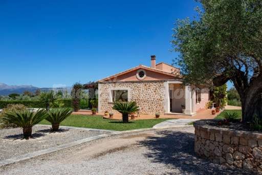 Finca Olivo Muro, Haus, Einfahrt, Garten