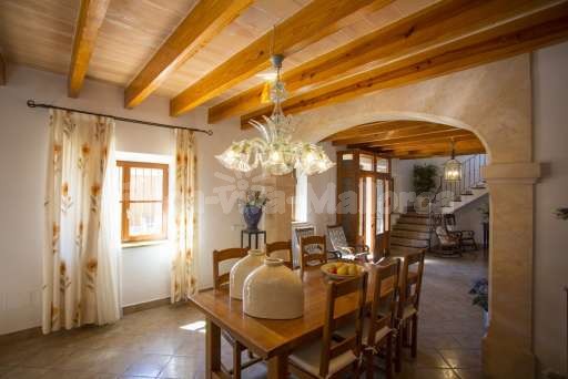 Finca Perrotti Manacor, Esszimmer, Esstisch, Essbereich