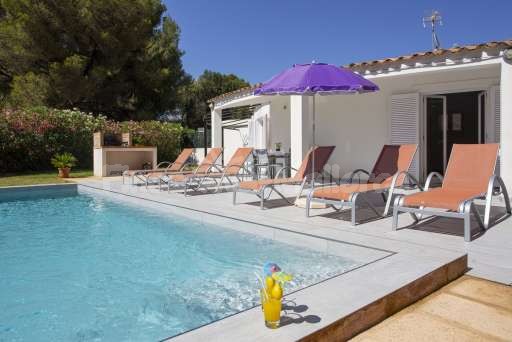 Casa Rendo Sa Pobla, Pool, Sonnenliege, Sonnenschirm Terrasse