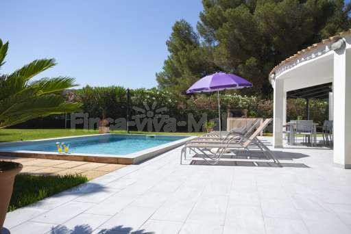Casa Rendo Sa Pobla, Pool, Terrasse, Sonnenschirm, Sonnenliege