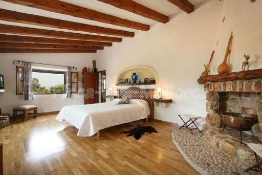 Finca Sergi Pollenca, SChlafzimmer, Doppelbett