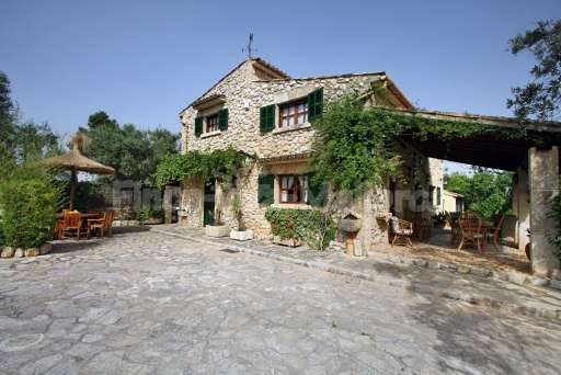 Finca Sergi Pollenca, Haus, Terrasse, überdachte Terrasse