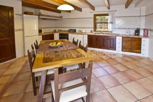 Finca Turell Buger, Küche, Esszimmer, Esstisch