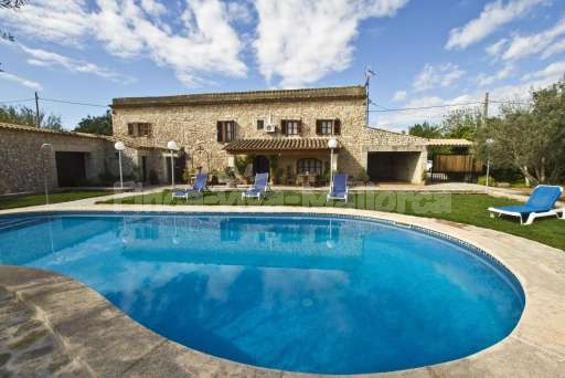 Finca Turell Buger, Haus, Pool, Sonnenliege