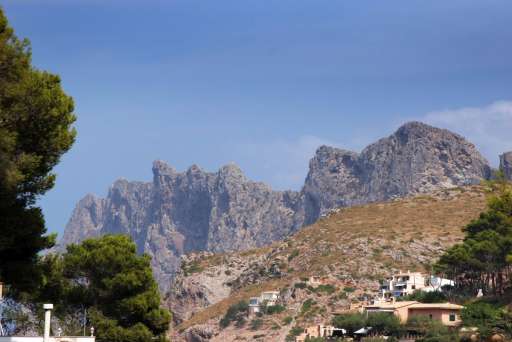 Medina - Views 1 (1200x800).jpg