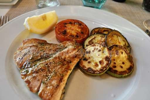 Proas Cala d´Or, Hähnchen mit Gemüse