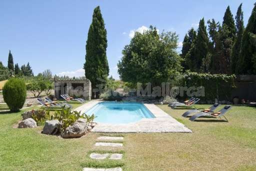 Finca Sabini Binisalem, Pool, Garten, Sonnenliege