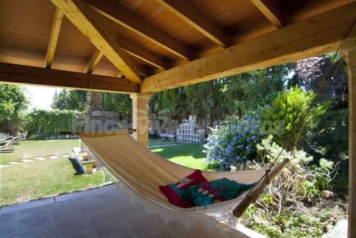 Finca Sabini Binisalemüberdachte Terrasse, Hängematte, Garten