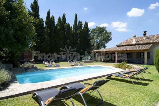 Finca Sabini Binisalem, Haus, Pool, Sonnenliege, überdachte Terrasse