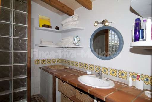 Finca Sabini Binisalem, Badezimmer, Spiegel