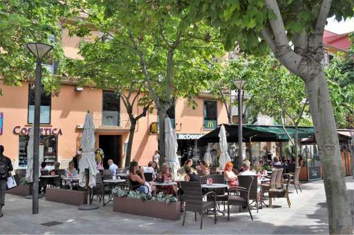 Shoppen-in-der-Innenstadt-von-Palma