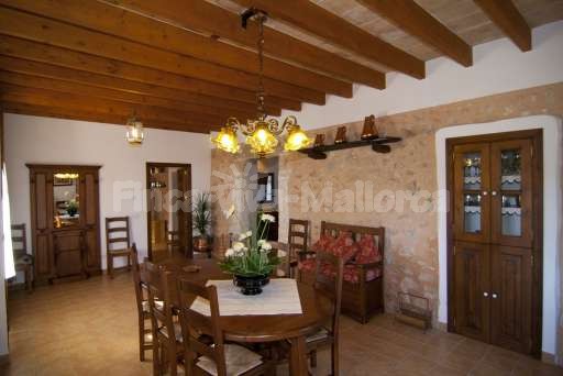 Finca Son Burguet, Esszimmer, Esstisch