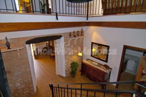 Finca Son Burguet, Flur, Treppenaufgang