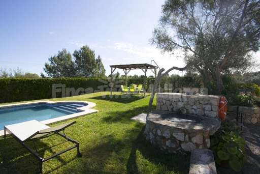 Finca Son Burguet, Garten, Pool, Sonnenliege