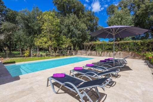 Villa Creveta Pollenca, Pool, Terrasse, Garten, Sonnenliege, Sonnenschirm