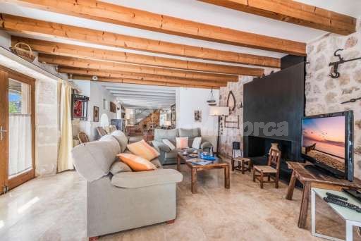 Villa Creveta Pollenca, Wohnzimmer, Sofa, TV