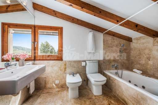 Villa Creveta Pollenca, Badezimmer, Badewanne