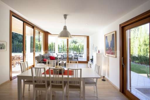 Villa Sontura Sa Pobla, Esszimmer, Esstisch, Terrasse