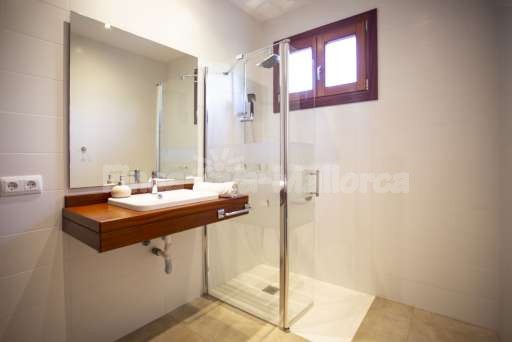 Villa Sontura Sa Pobla, Badezimmer, ebenerdige Dusche