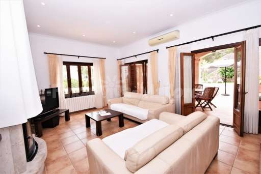 Villa Viva Cala Santanyi, Wohnzimmer, Sofa