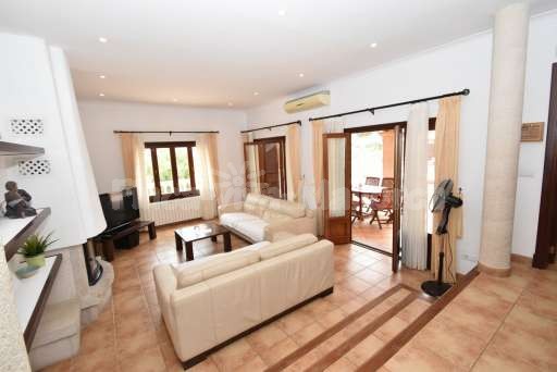 Villa Viva Cala Santanyi, Wohnzimmer, Sofa