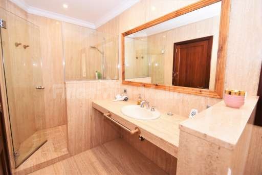 Villa Viva Cala Santanyi, Badezimmer, ebenerdige Dusche