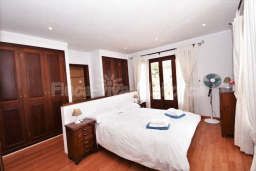 Villa Viva Cala Santanyi, Schlafzimmer, Doppelbett