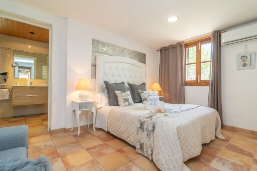 REFUGI DE LES AGUILES