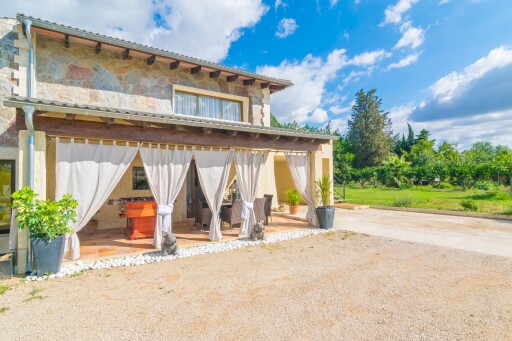 REFUGI DE LES AGUILES